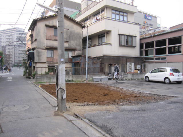 重量鉄骨の社屋の解体工事の完了