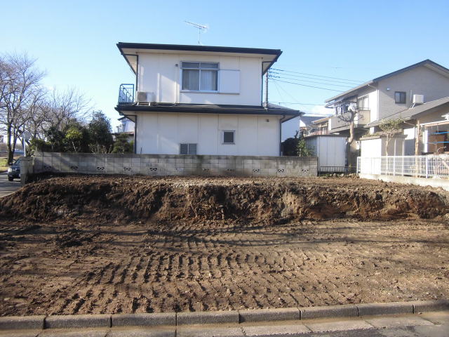 建物解体工事に伴う残土処分工事